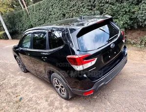 Subaru Forester 2019 Black
