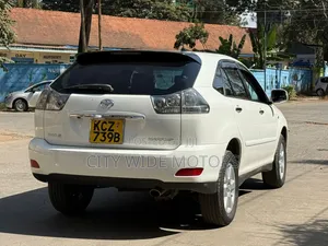 Toyota Harrier 2013 White