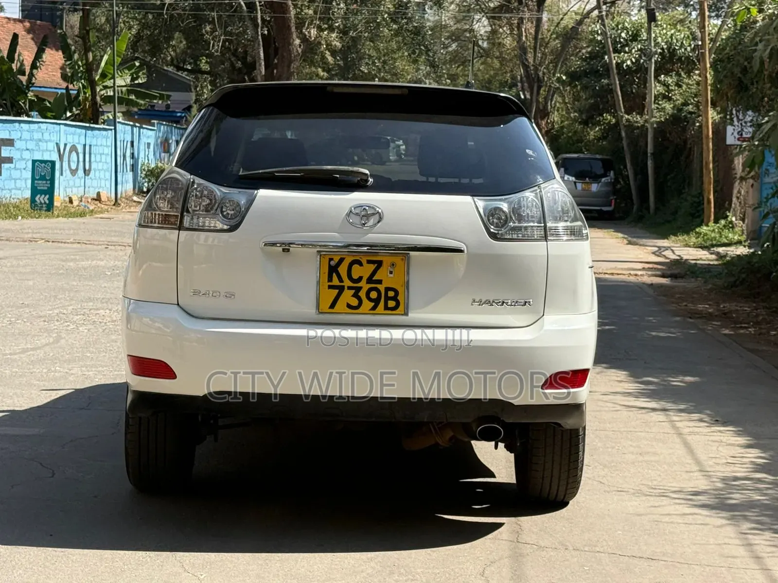 Toyota Harrier 2013 White