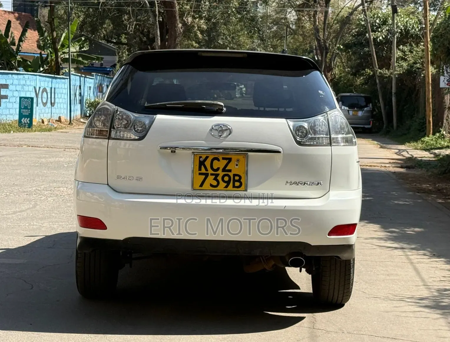 Toyota Harrier 2012 White