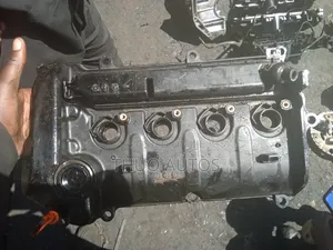 LEB Engine Honda Top Cover