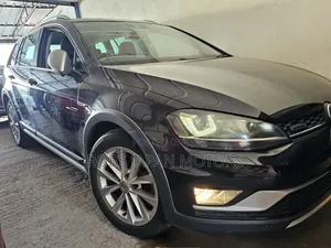 Volkswagen Golf Alltrack 2018 Black