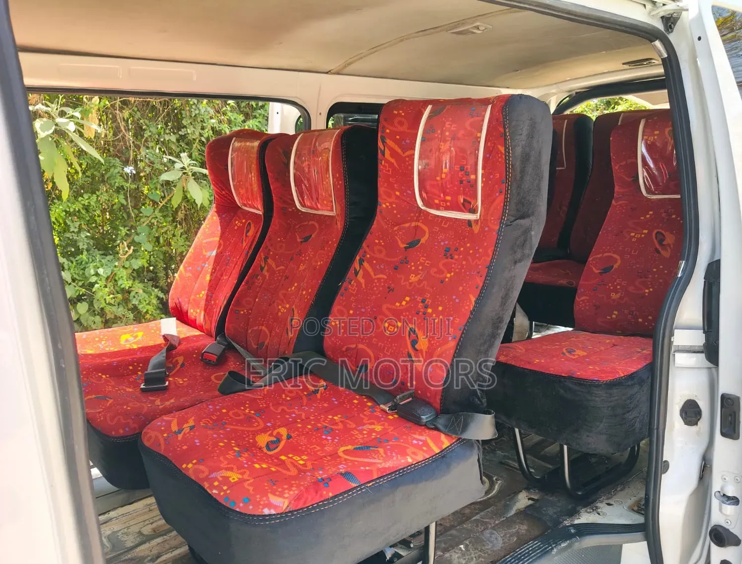 Toyota HiAce 2014 White