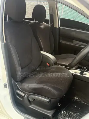 Nissan Wingroad 2015 White