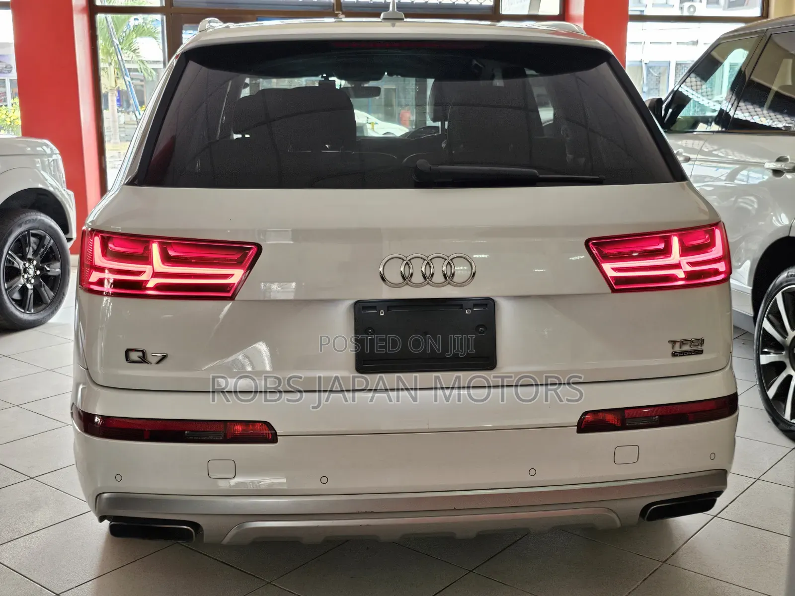 Audi Q7 2018 Off white