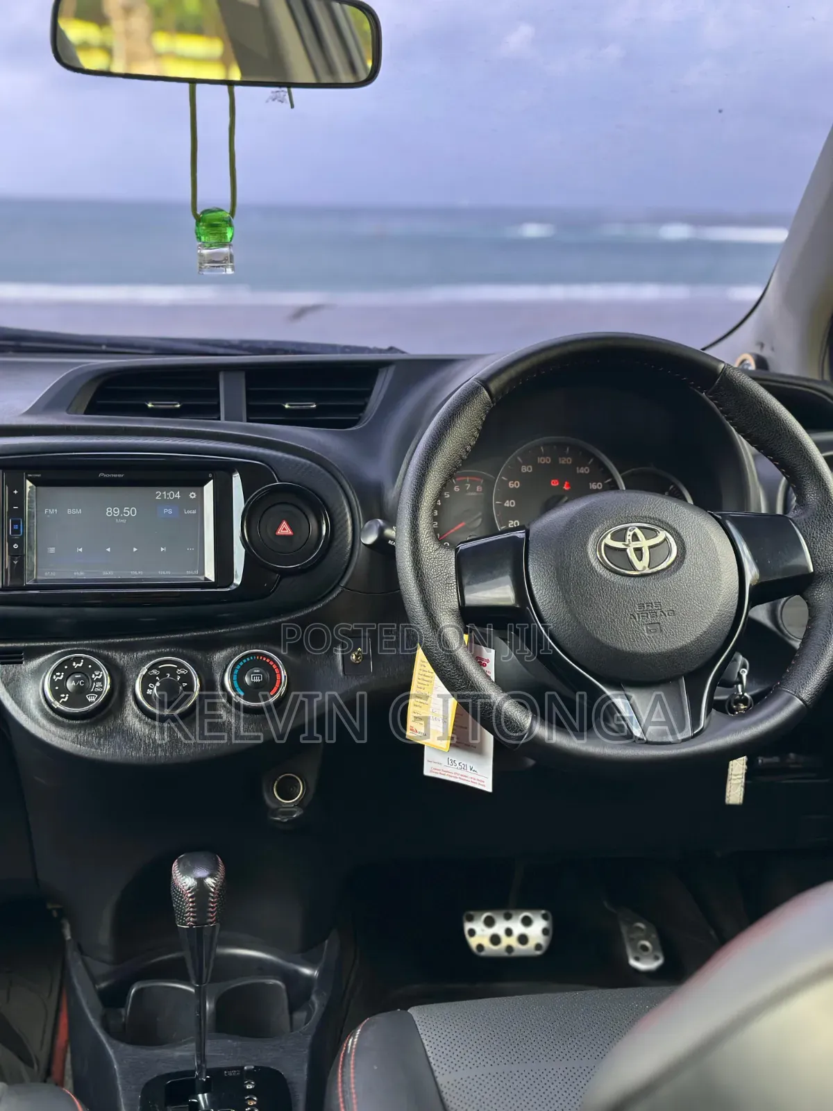 Toyota Vitz 2015 White