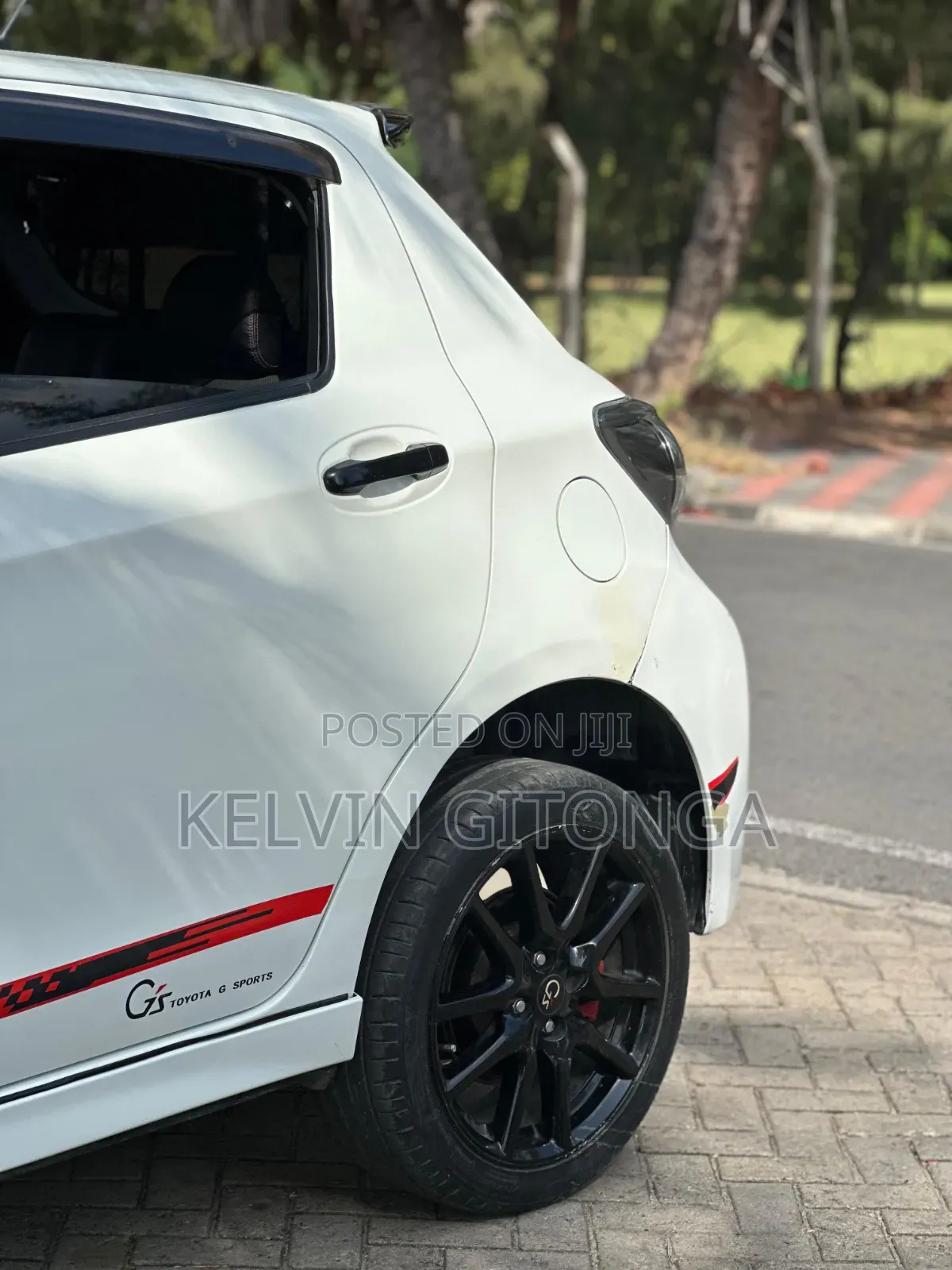 Toyota Vitz 2015 White