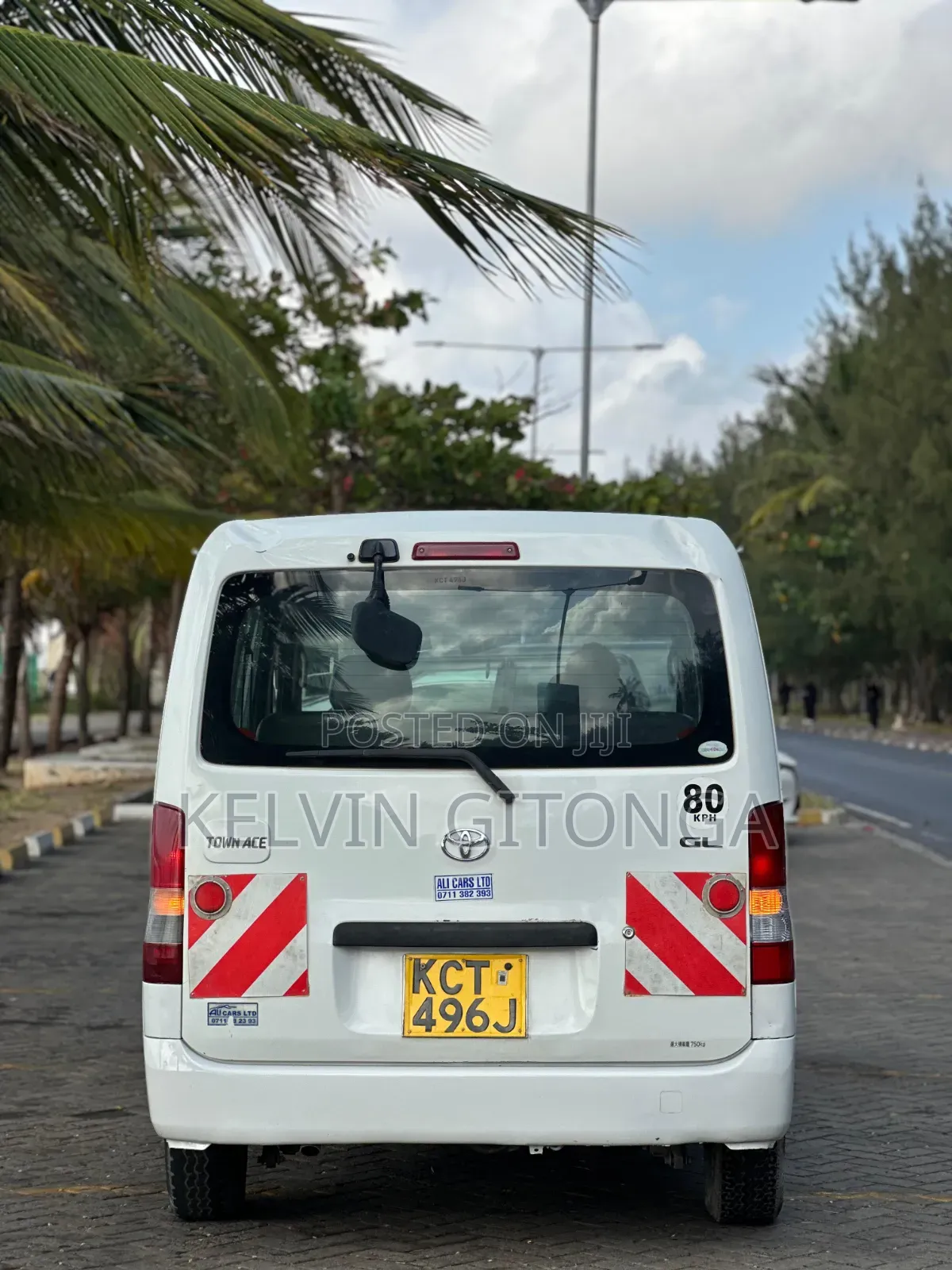 Toyota TownAce 2012 White