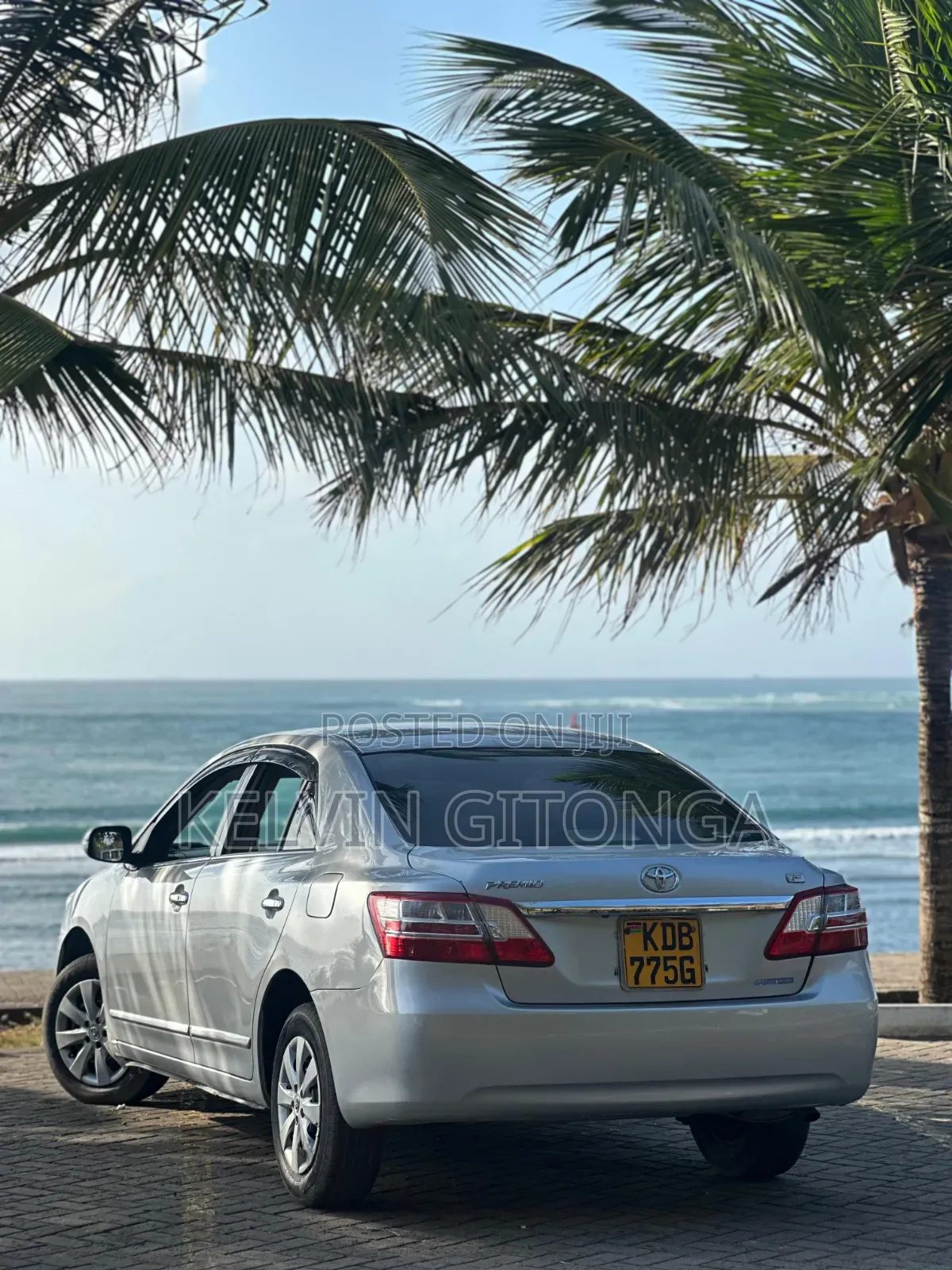 Toyota Premio 2015 Silver