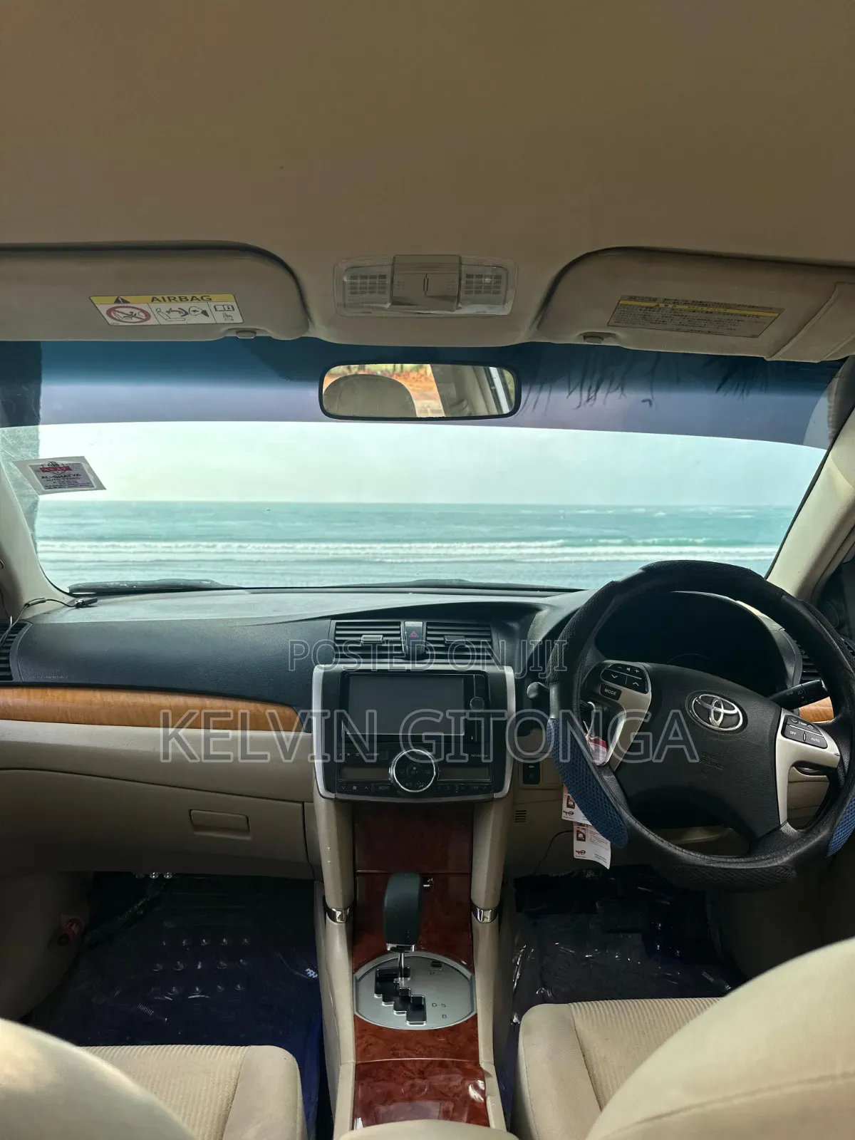 Toyota Premio 2015 Silver