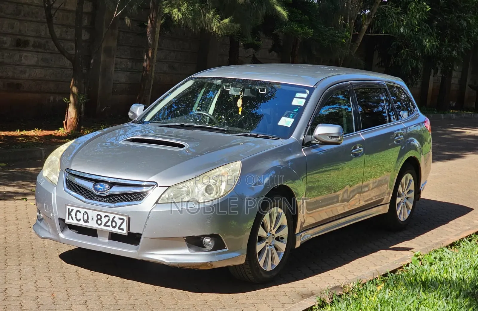 Subaru Legacy 2011 Silver