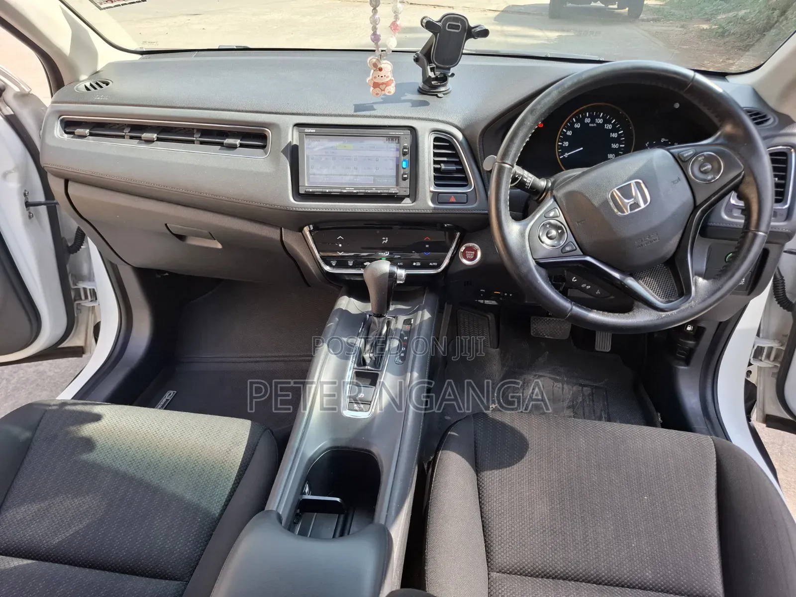 Honda Vezel 1.5 2WD 2016 White