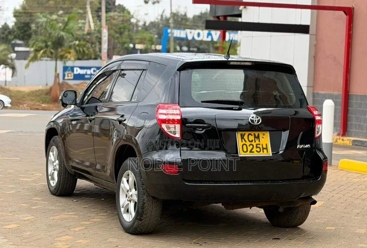 Toyota RAV4 2013 Black
