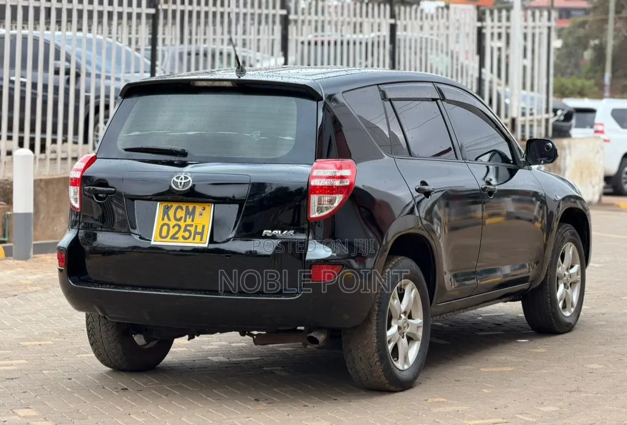 Toyota RAV4 2013 Black