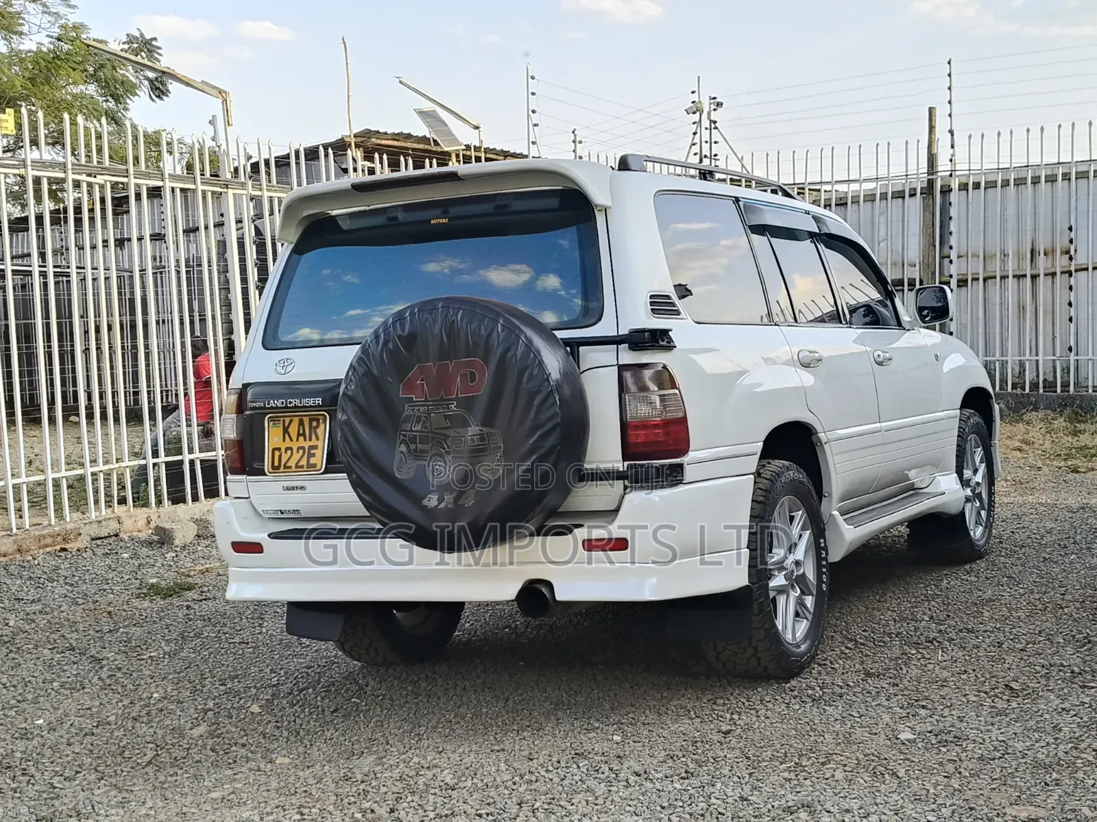 Toyota Land Cruiser 1991 White