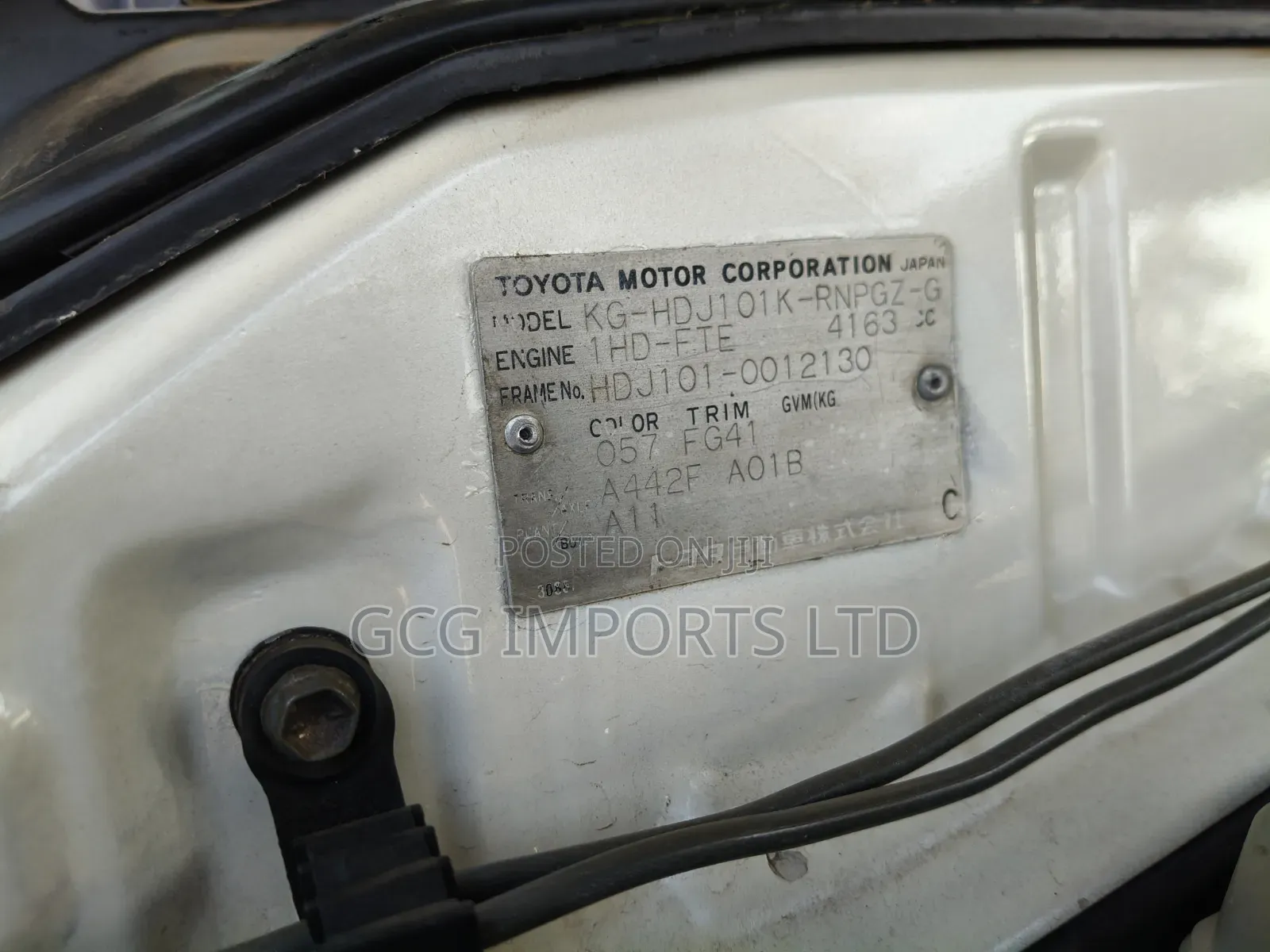Toyota Land Cruiser 1991 White