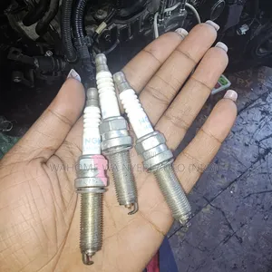 Spark Plugs Suzuki Alto