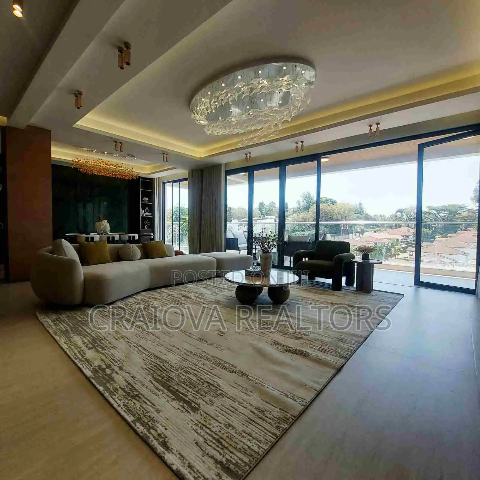 5bdrm Apartment in Spring Valley for sale