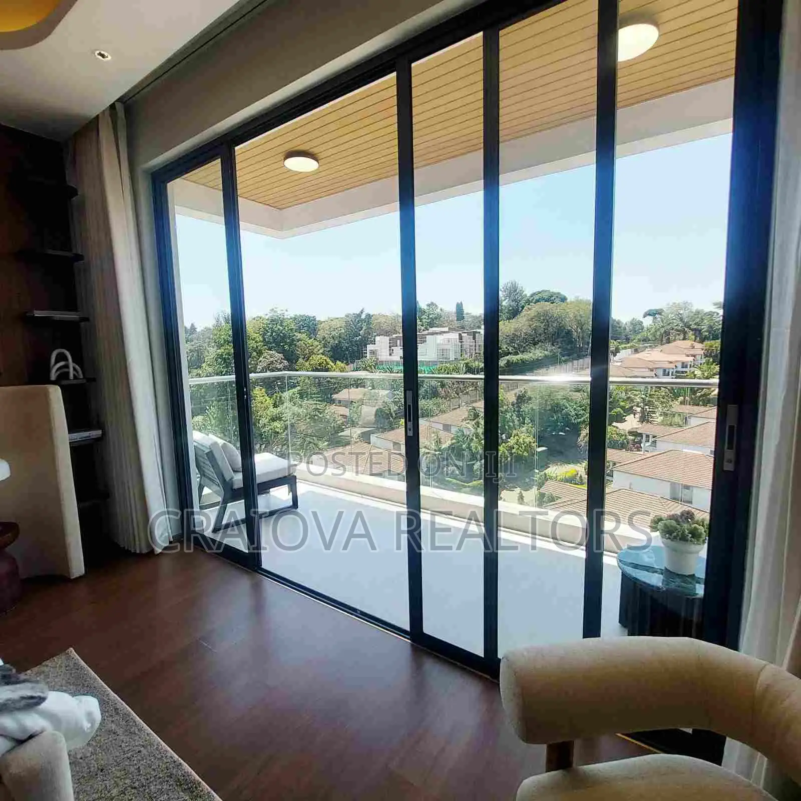 5bdrm Apartment in Spring Valley for sale