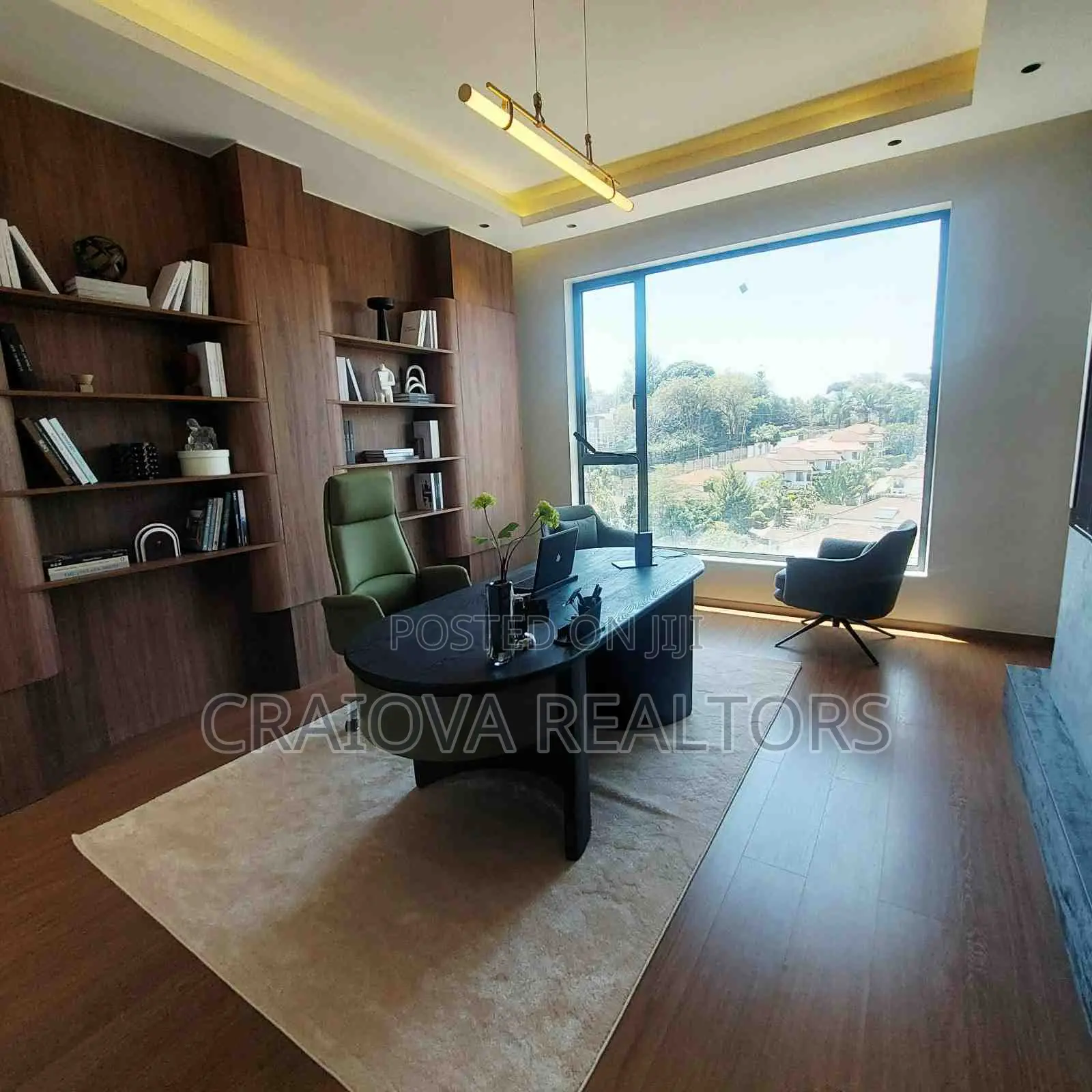 5bdrm Apartment in Spring Valley for sale