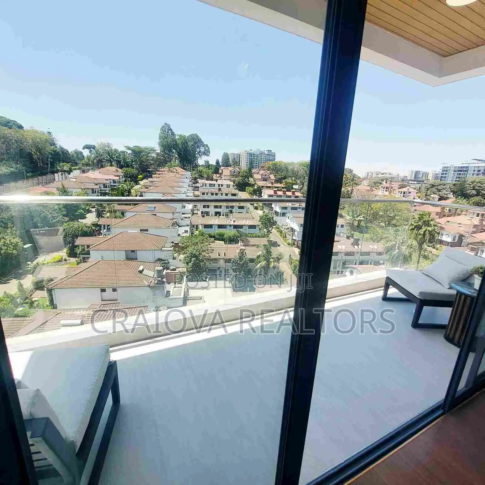 5bdrm Apartment in Spring Valley for sale