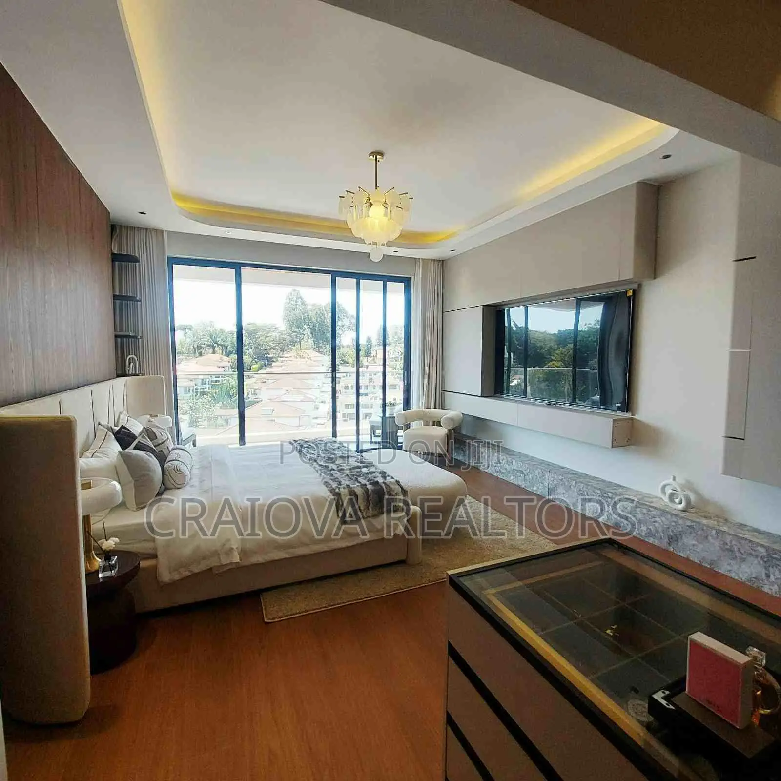 5bdrm Apartment in Spring Valley for sale
