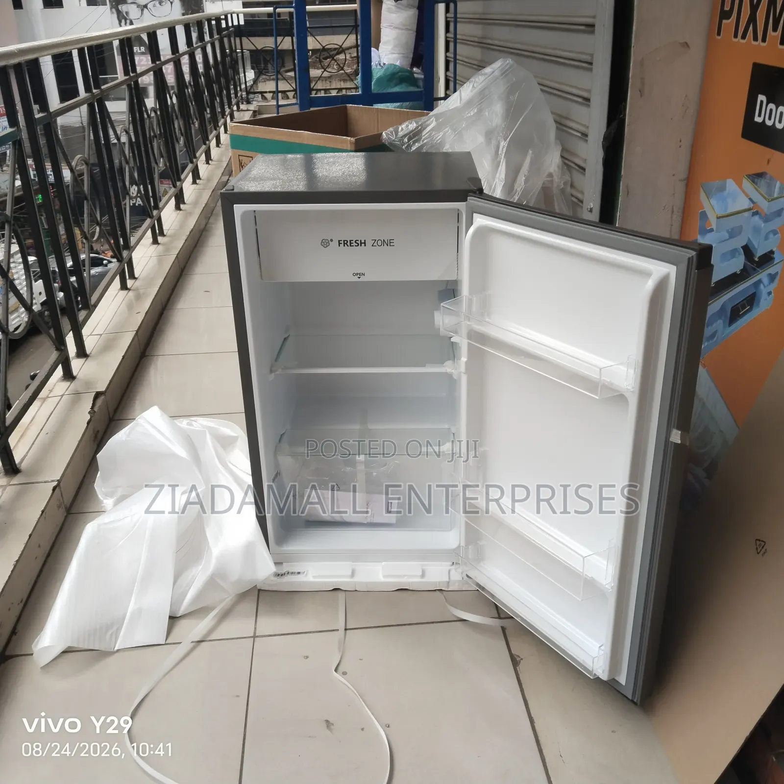 With Low Power Consumption - 90L Hisense Fridge