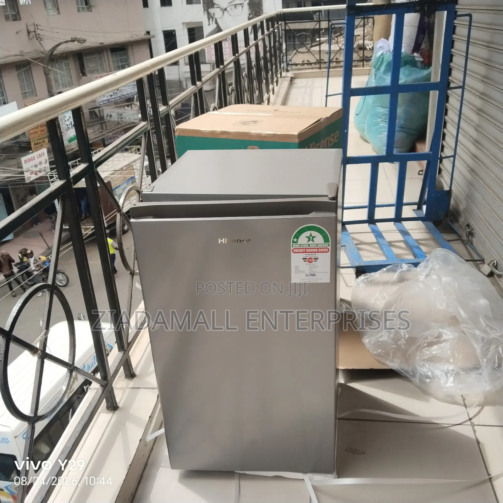 Hisense 90L Mini Refrigerator – Modern Design