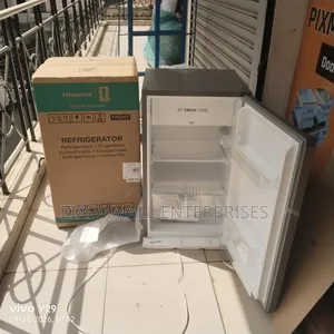 Hisense 90L Compact Fridge – Powerful Cooling