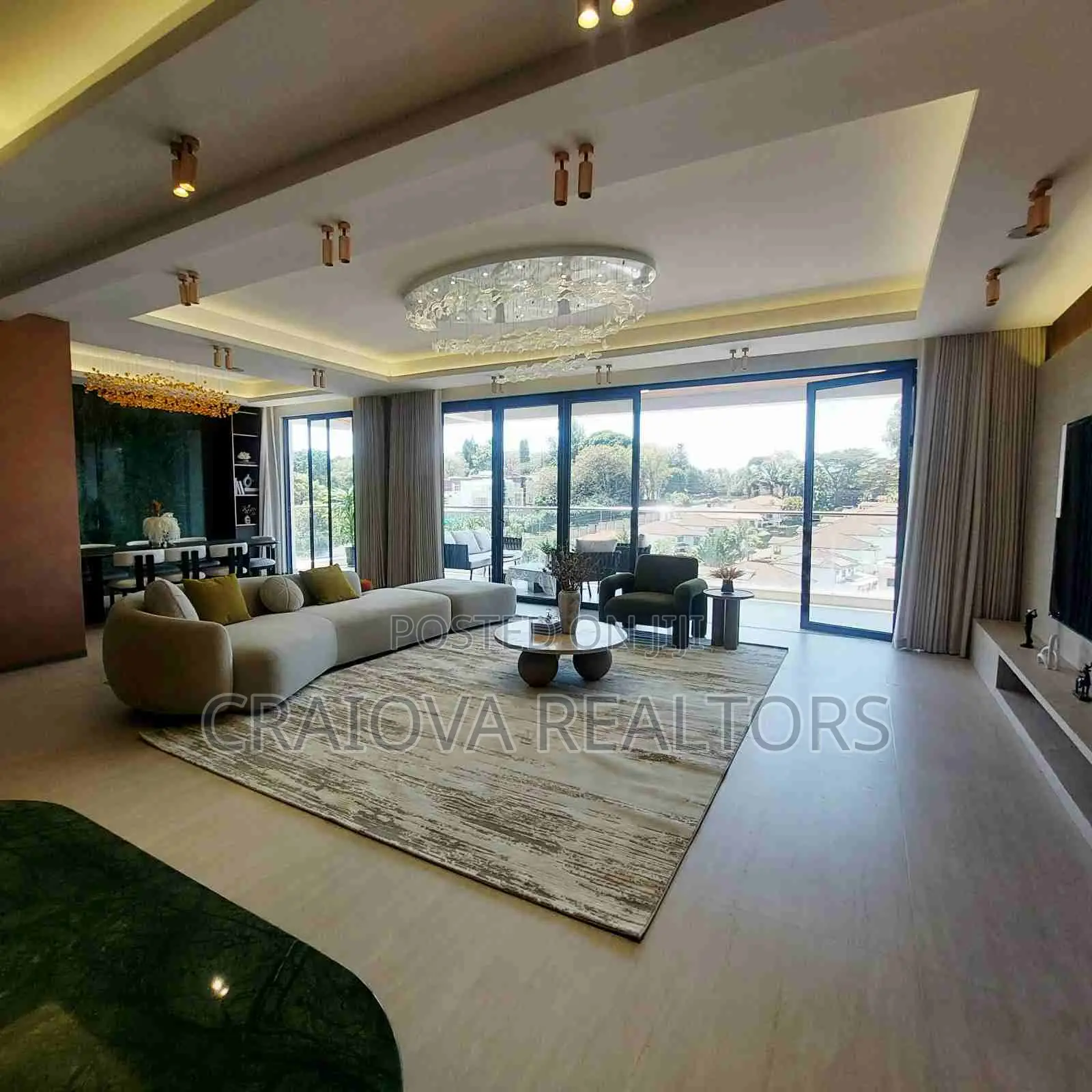 5bdrm Apartment in Spring Valley for sale