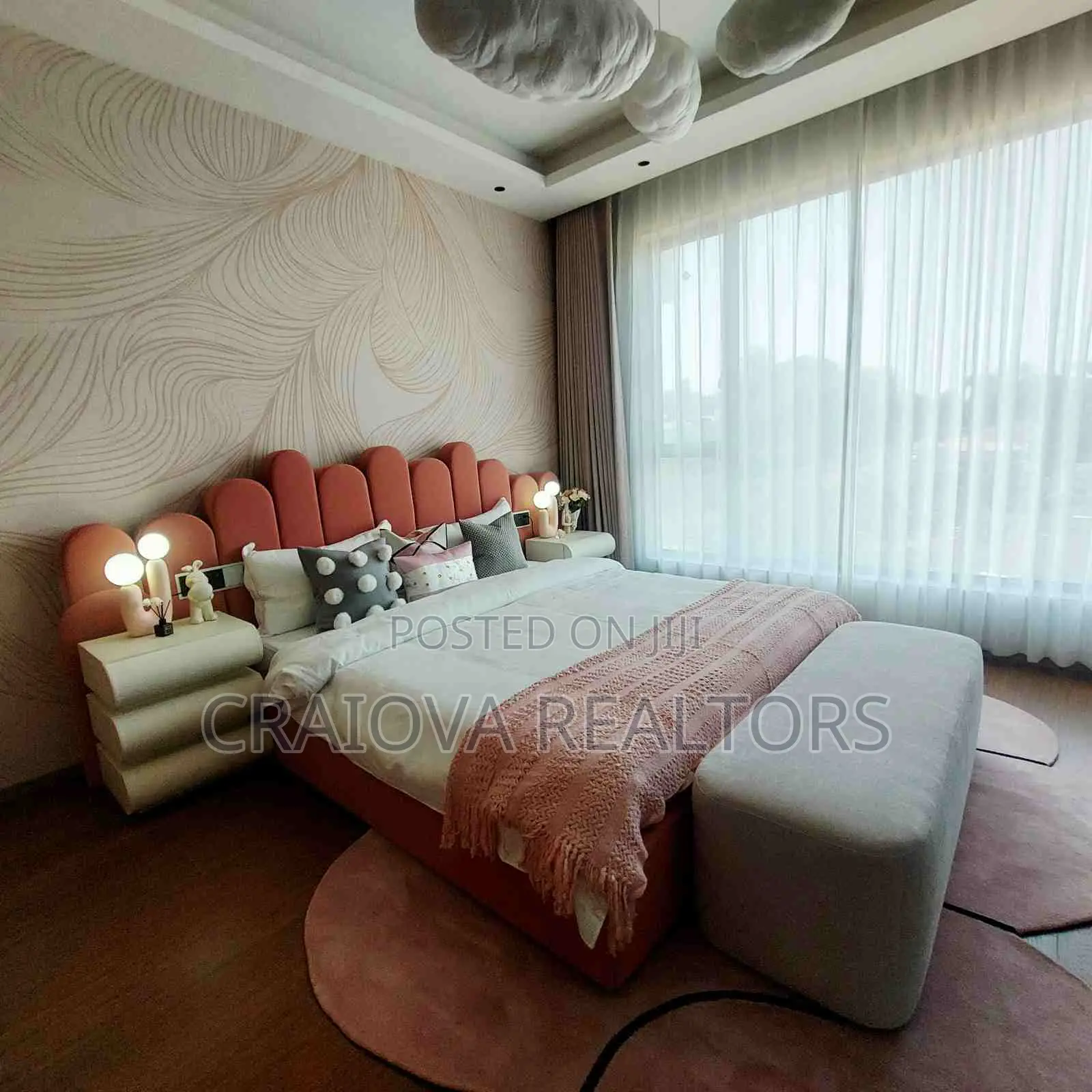 5bdrm Apartment in Spring Valley for sale