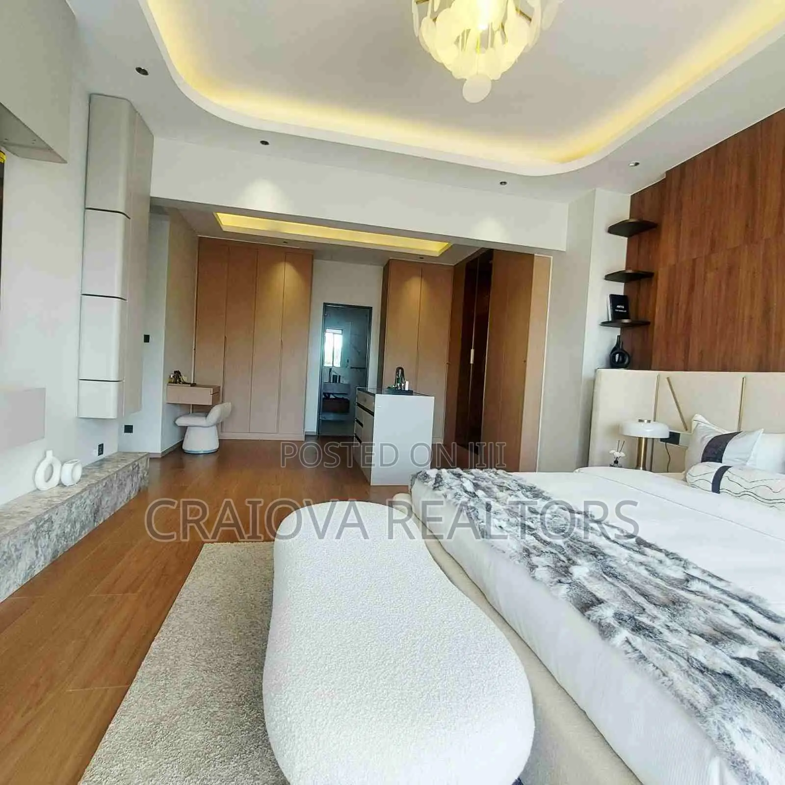 5bdrm Apartment in Spring Valley for sale