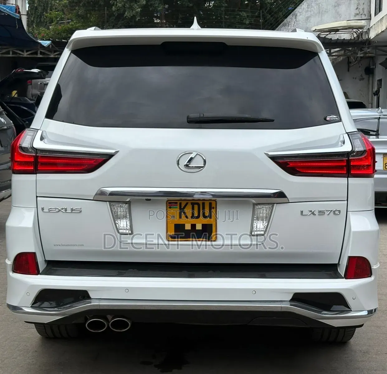 Lexus LX 2016 White