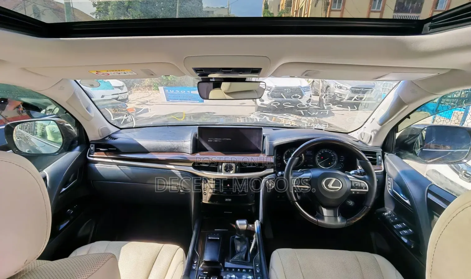 Lexus LX 2016 White