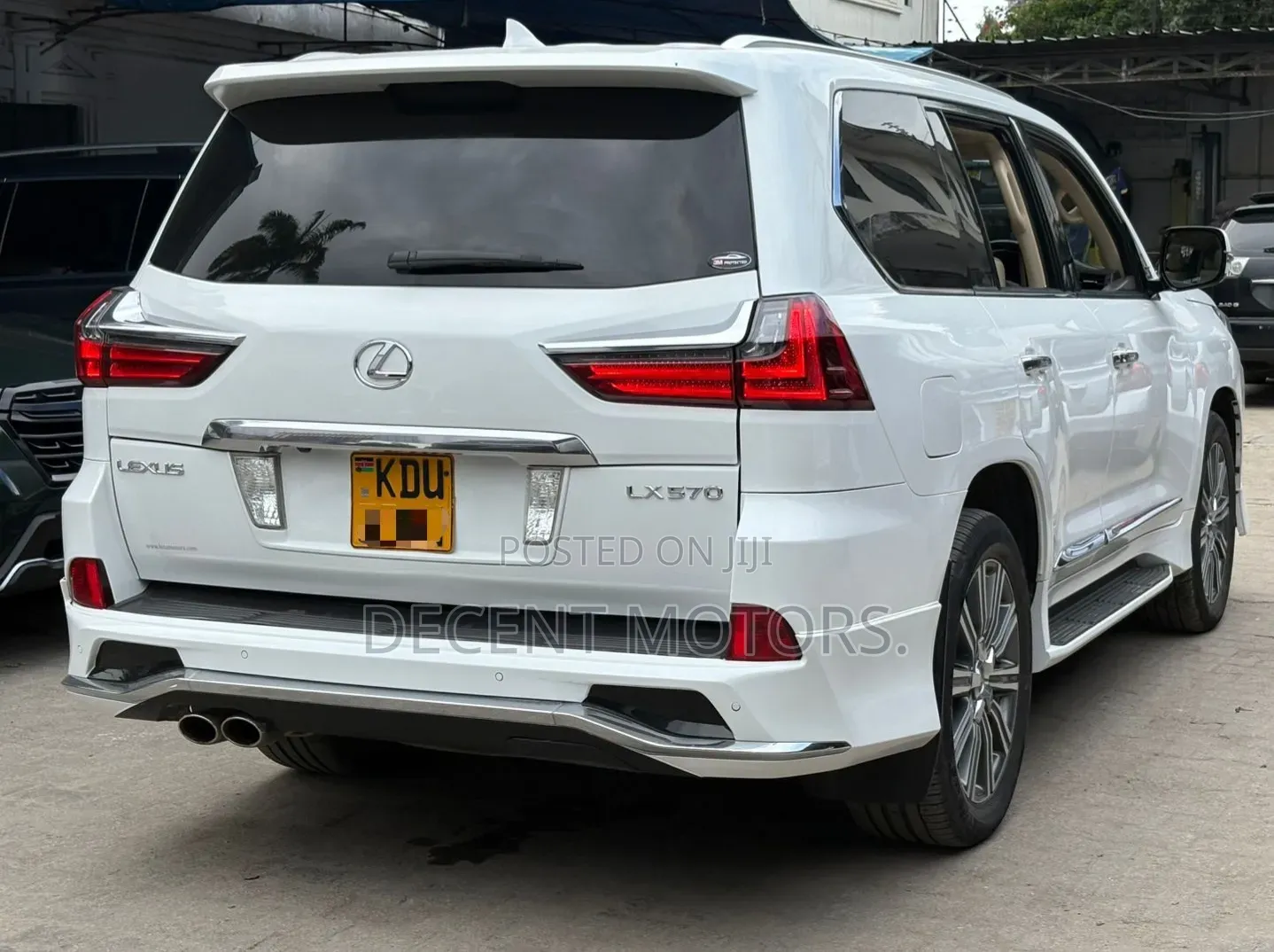 Lexus LX 2016 White