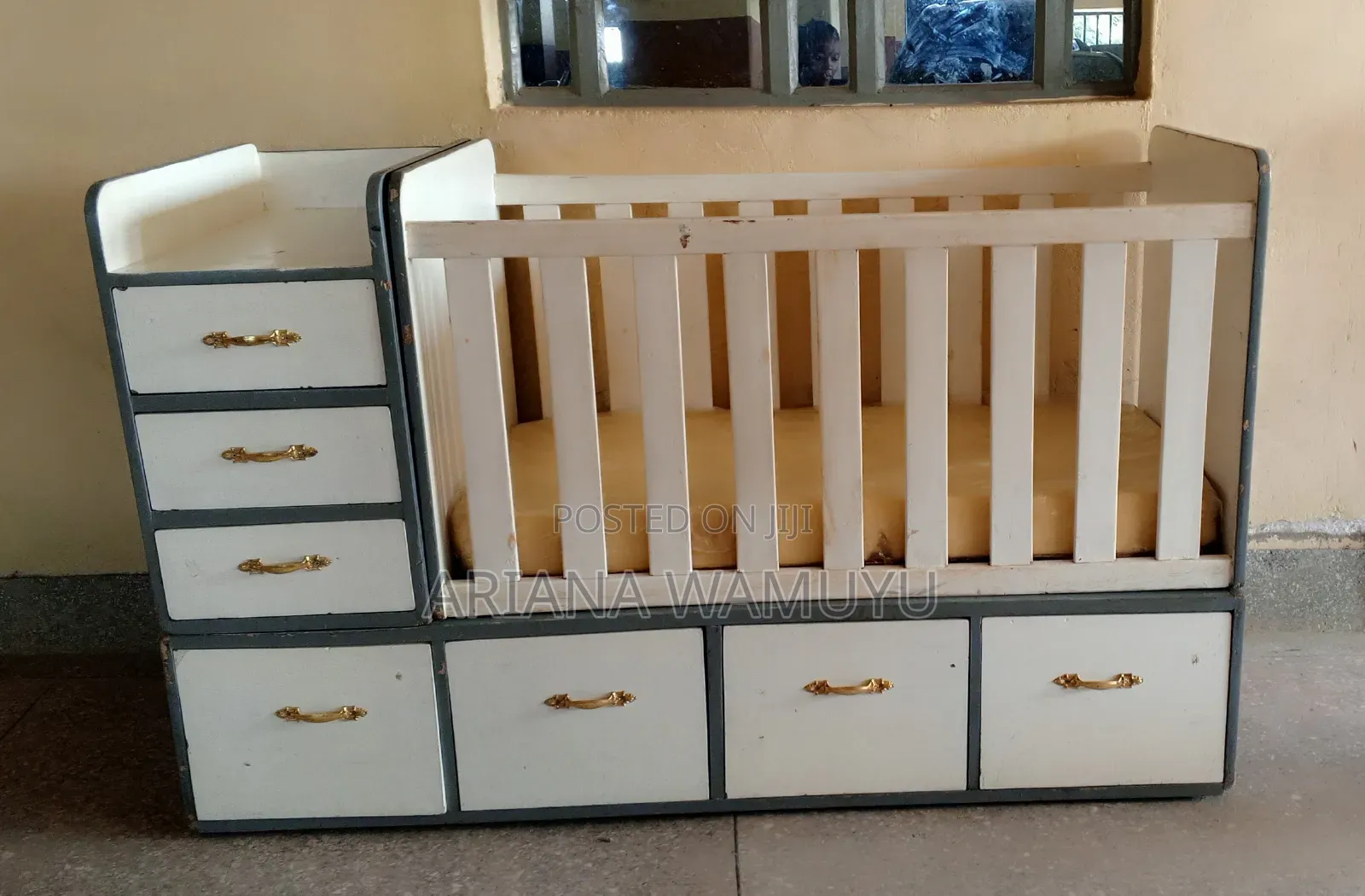 Baby Bed  5 1/2 Ft