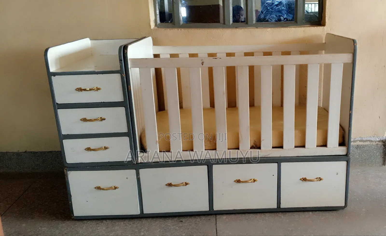 Baby Bed  5 1/2 Ft