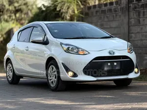 Toyota Aqua 2019 White