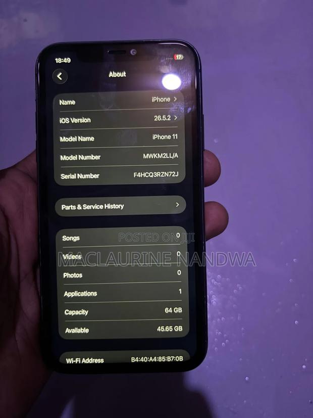 Apple iPhone 11 64 GB Gray - thumbnail 3