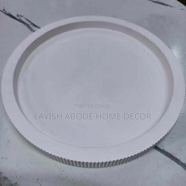 White Resin Decor Tray – Elegant Decorative Tray - thumbnail 4