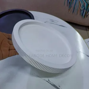 White Resin Decor Tray – Elegant Decorative Tray