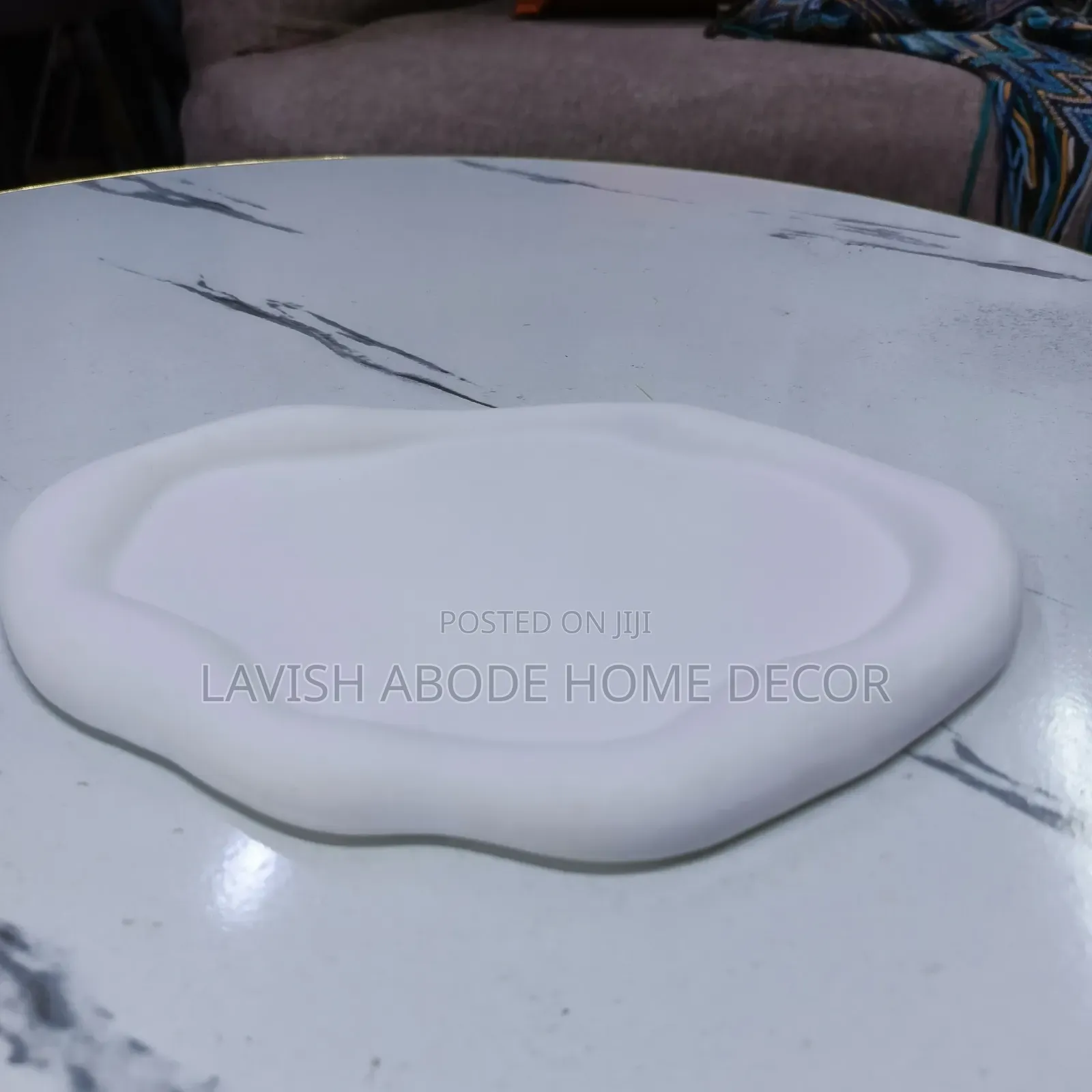 White Decorative Cloud Tray – Elegant Home Décor Tray