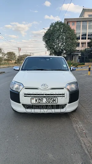 Toyota Succeed 2018 White