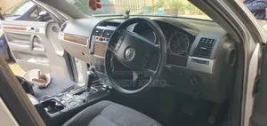 Volkswagen Touareg 2006 Gray