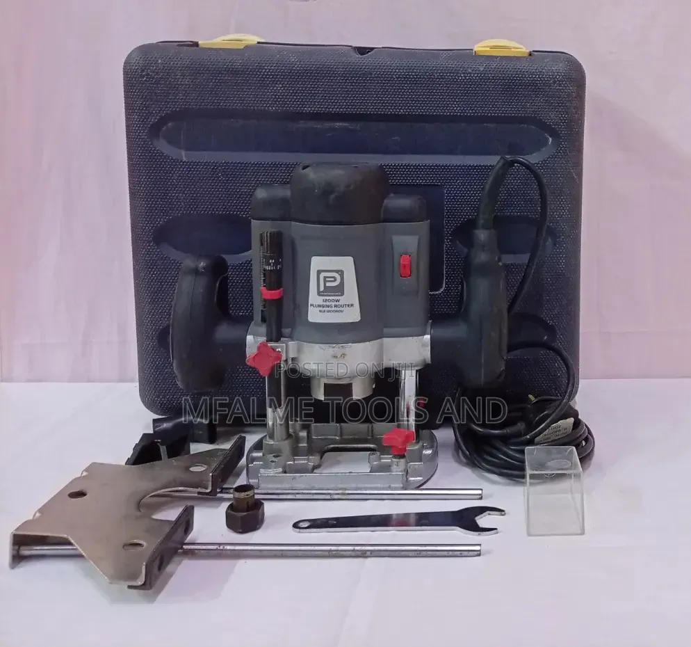 Ex-Uk Performance Power Plunge Router