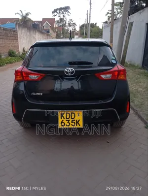Toyota Auris 2014 Black