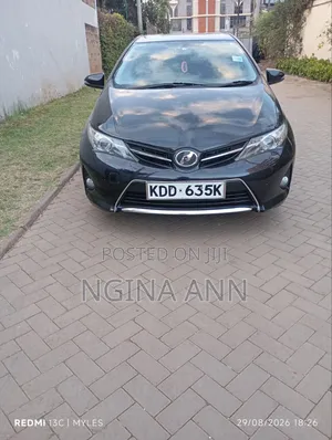 Toyota Auris 2014 Black