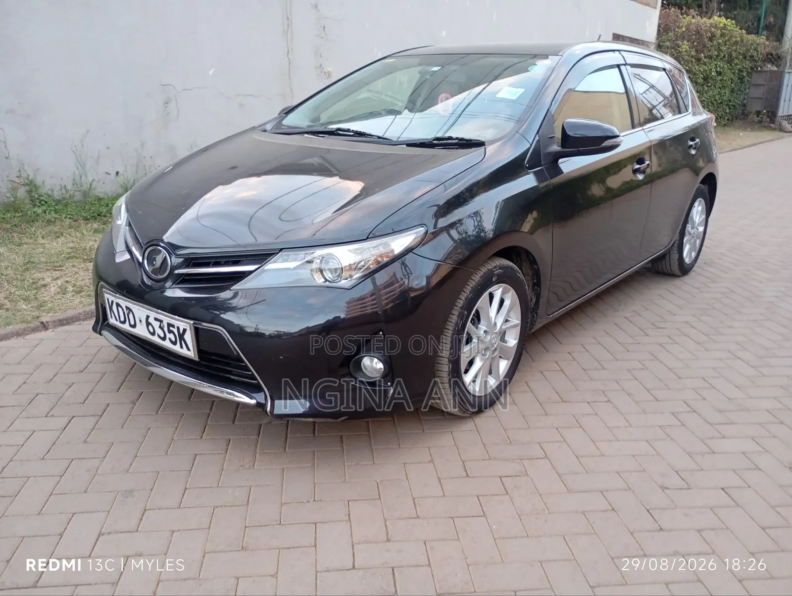 Toyota Auris 2014 Black