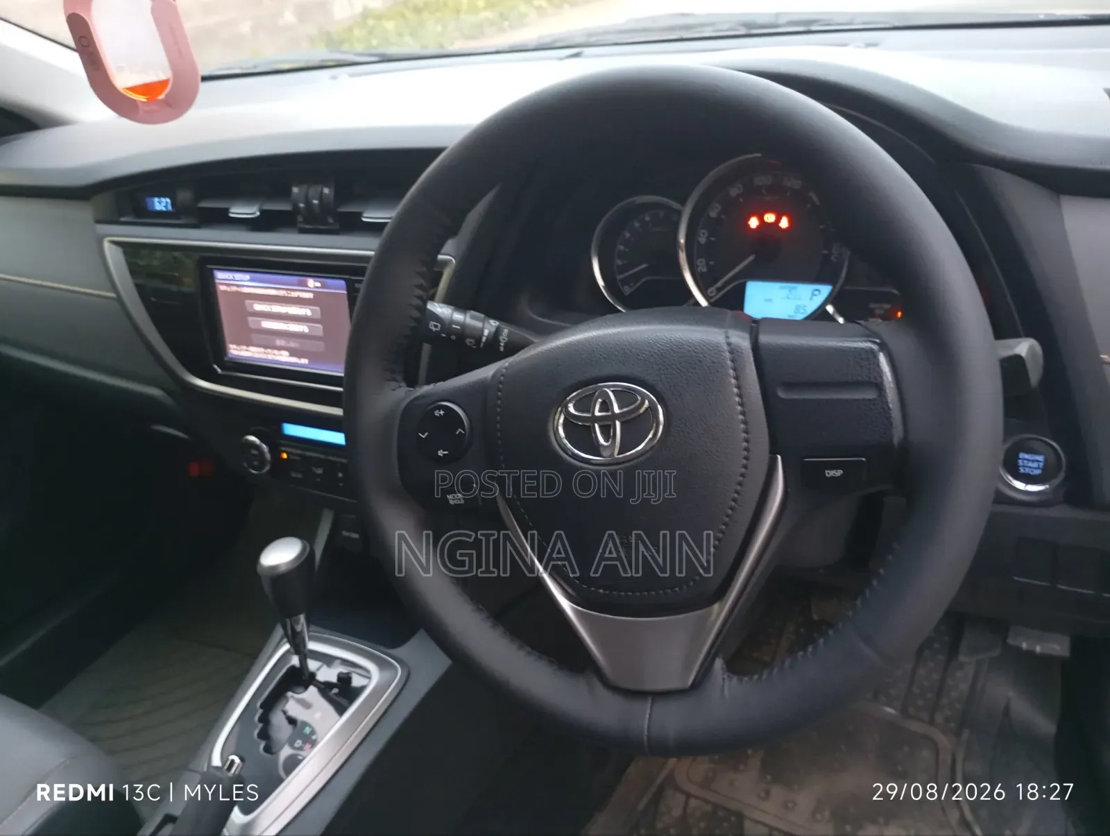 Toyota Auris 2014 Black