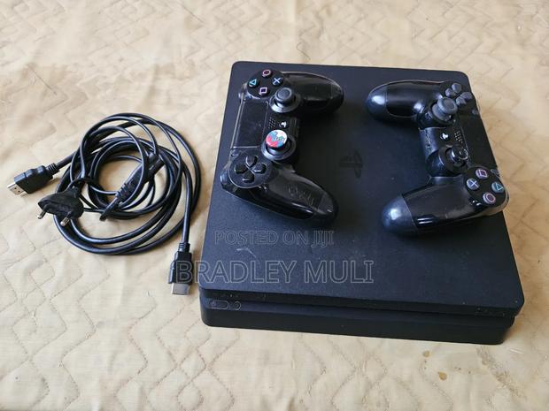 PS 4 in Good Shape